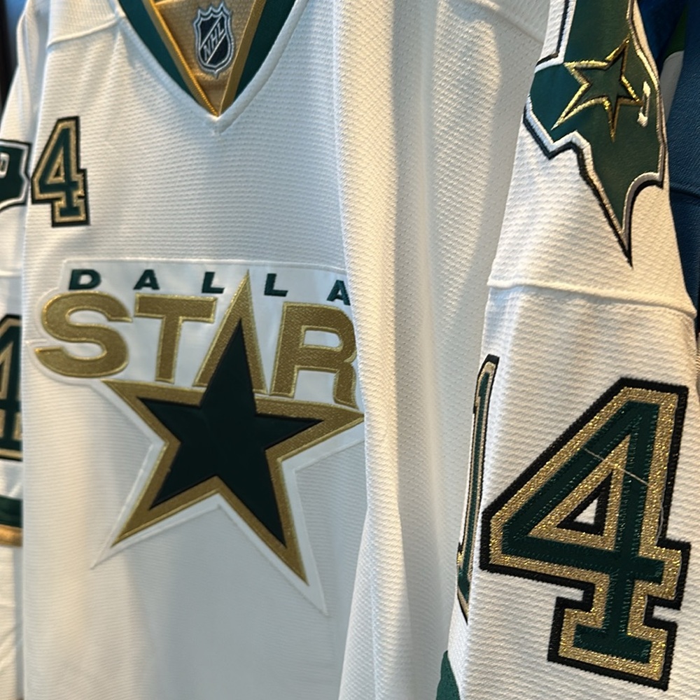 Jamie Benn Dallas Stars 2009-10 Power Play Jersey - White - Picture 4 of 7